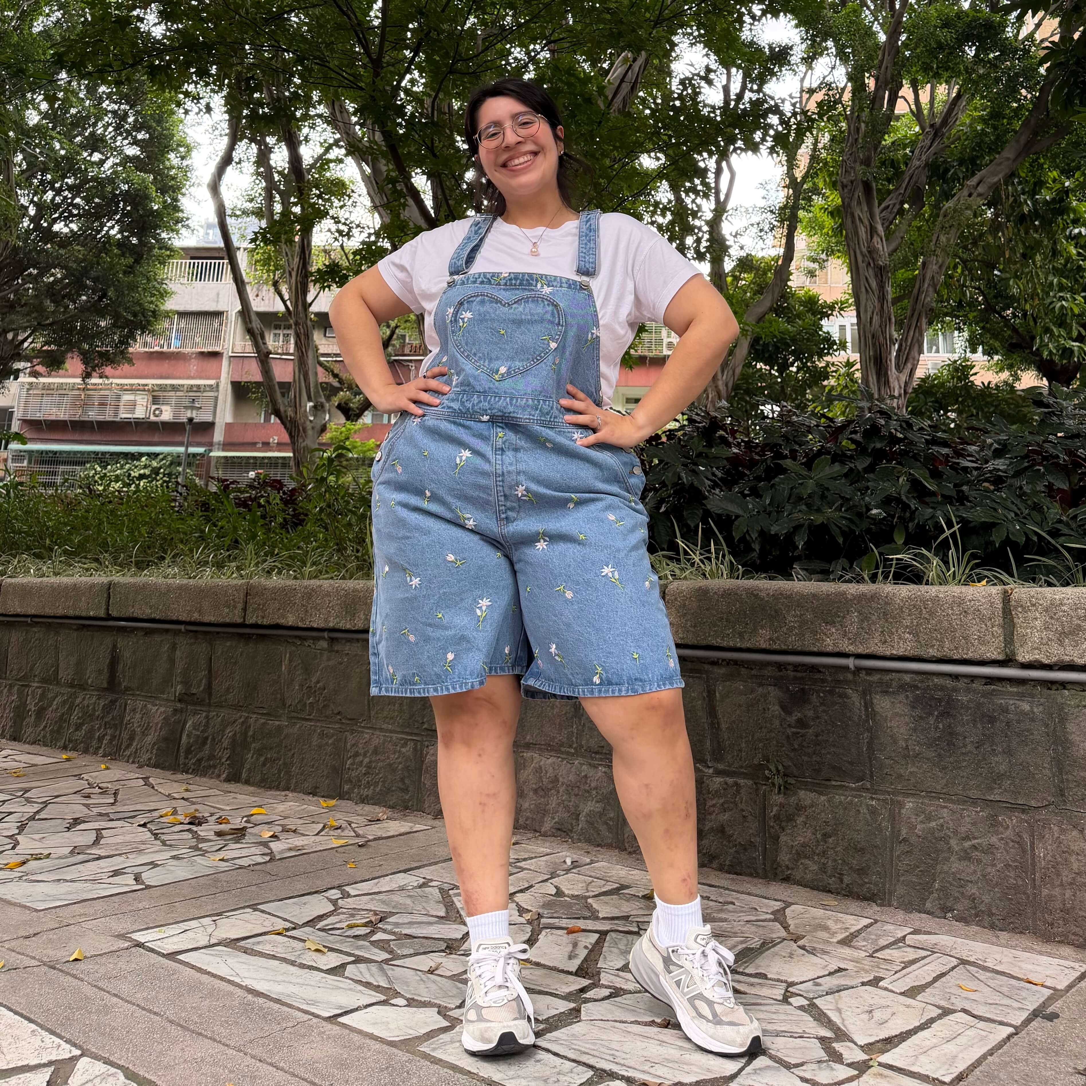 Denim Overall Shorts - Light Wash with Daisies