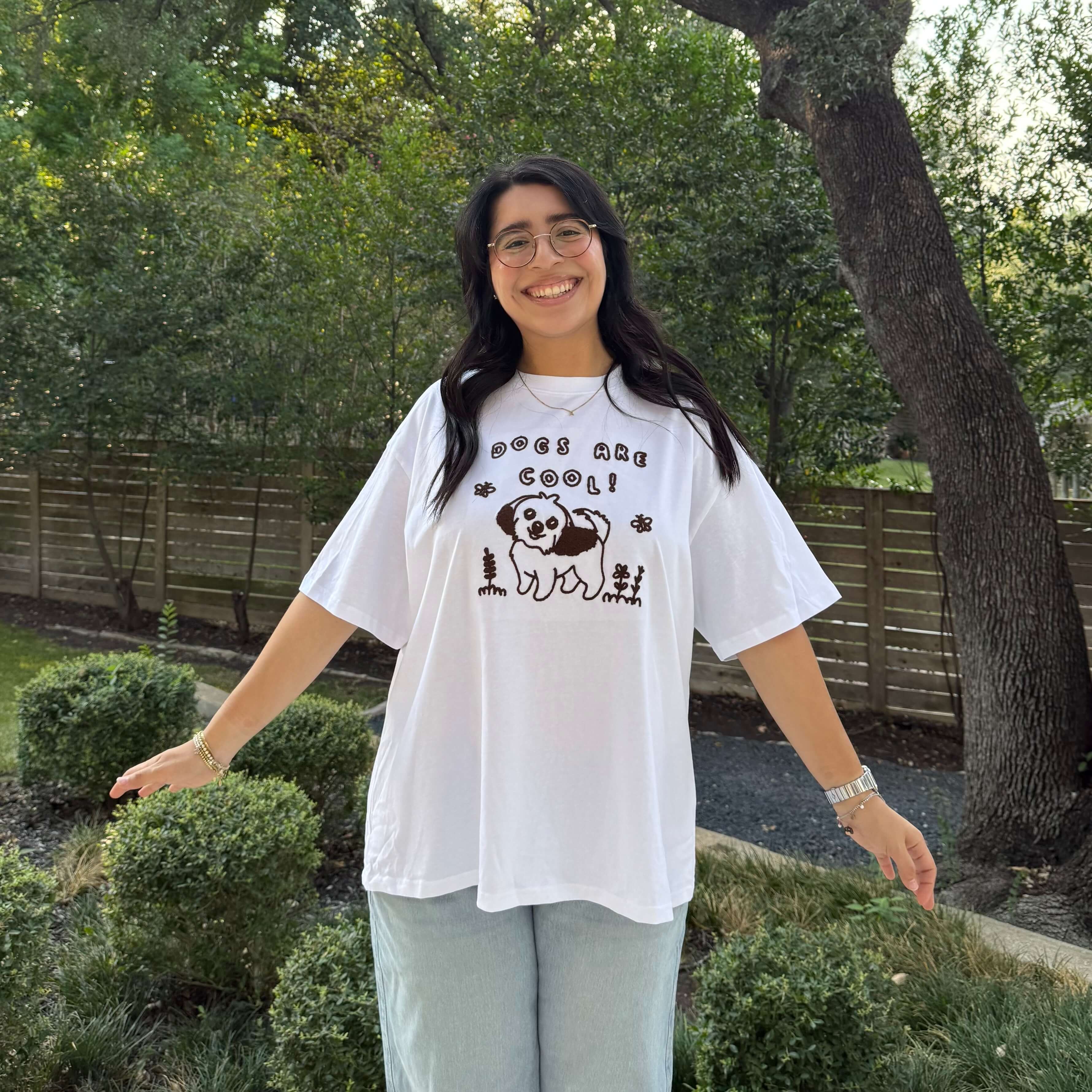 Everyday Tee - Dogs Are Cool